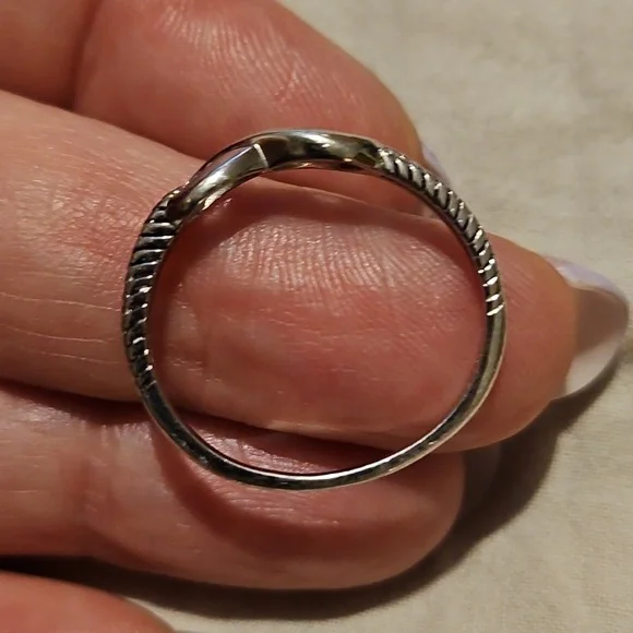 925 Silver Infinity Sign Ring With Side Detailing - Picture 8 of 8